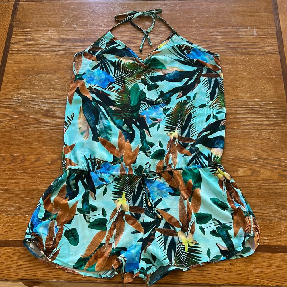 Women’s romper.